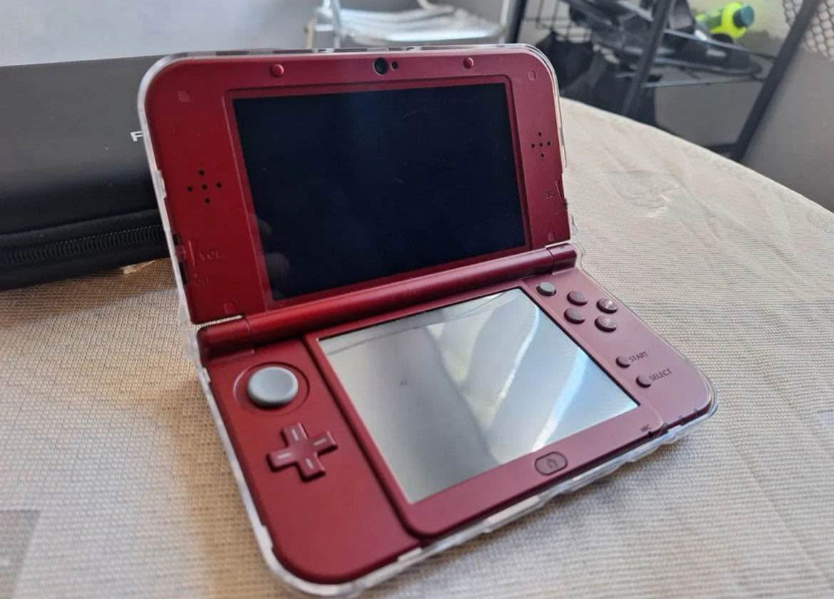 Nintendo 3ds xl